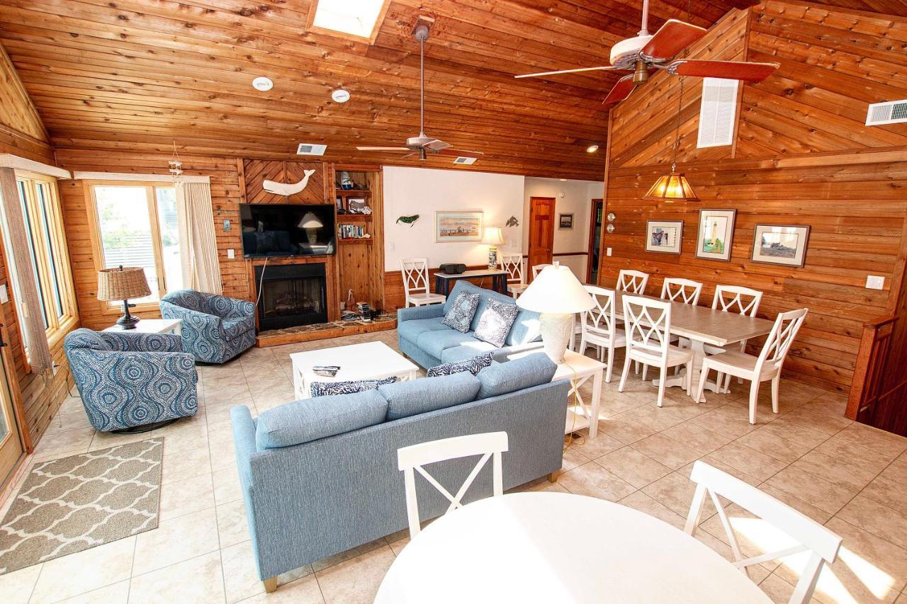Wl933, Tale Of The Whale- Oceanfront, Private Beach Access, Gas Fireplace, Ocean Views Corolla Exterior foto